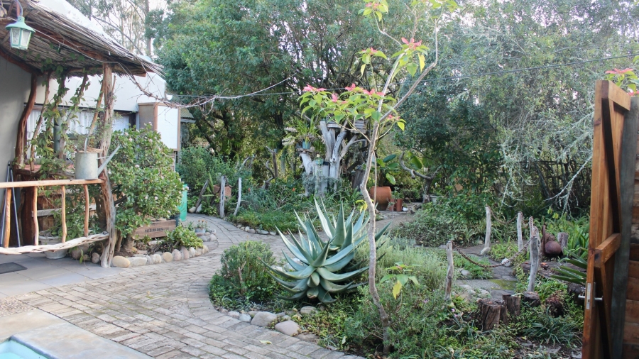 6 Bedroom Property for Sale in Sedgefield Rural Western Cape